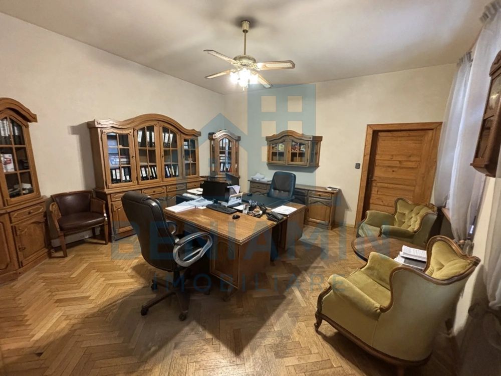 Apartament-2-camere-Central-Piata-Sfatului-Diferite-Compartimentari - Poză 3