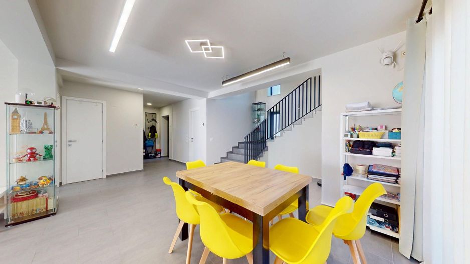 ȘTEFĂNEȘTI – Ștefăneștii de Sus | Vilă modernă 180 mp | Teren 500 mp - Poză 6