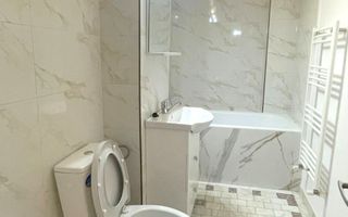 De vanzare – Apartament 3 camere   -R-uri -  Mazepa 1 - Poză 4