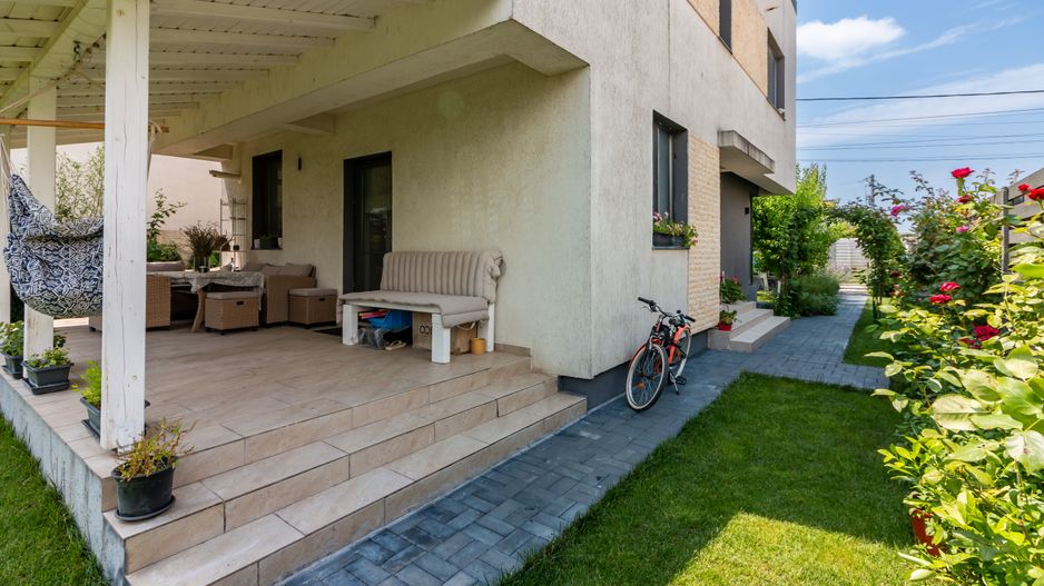 Casă / Vilă cu 4 camere de vânzare Tunari - Poză 25