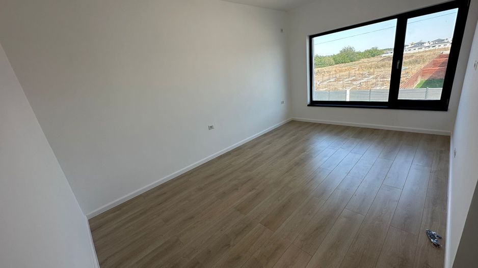 O oază de liniște și eleganță contemporană în inima Tunariului - Poză 15