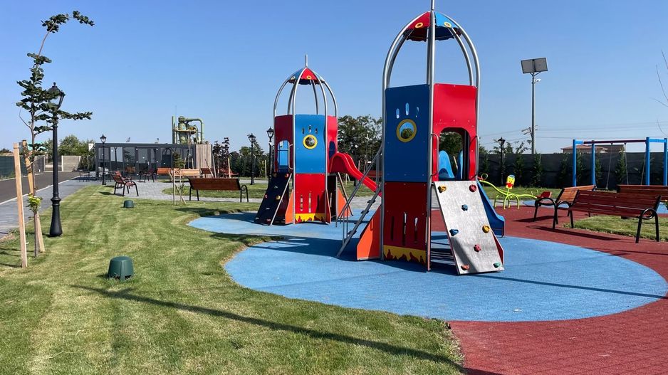 Dezvoltator - Case Premium într-un Cartier Privat. - Poză 17