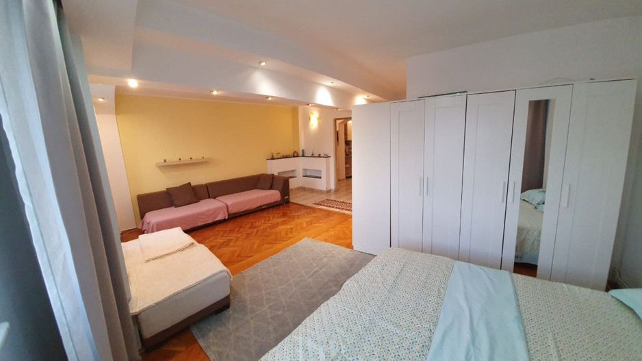 Inchiriere apartament spatios, Centru - Eremia - Poză 31