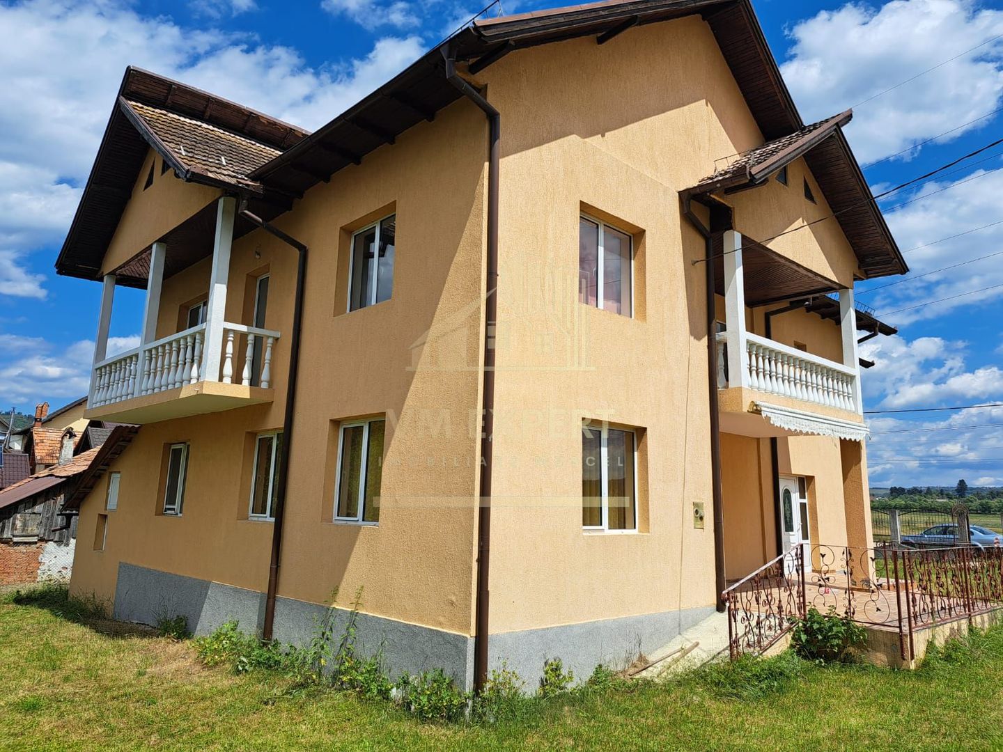 VILA 8 CAMERE, TEREN 1500 MP, BUGHEA DE SUS, ARGES - Poză 12