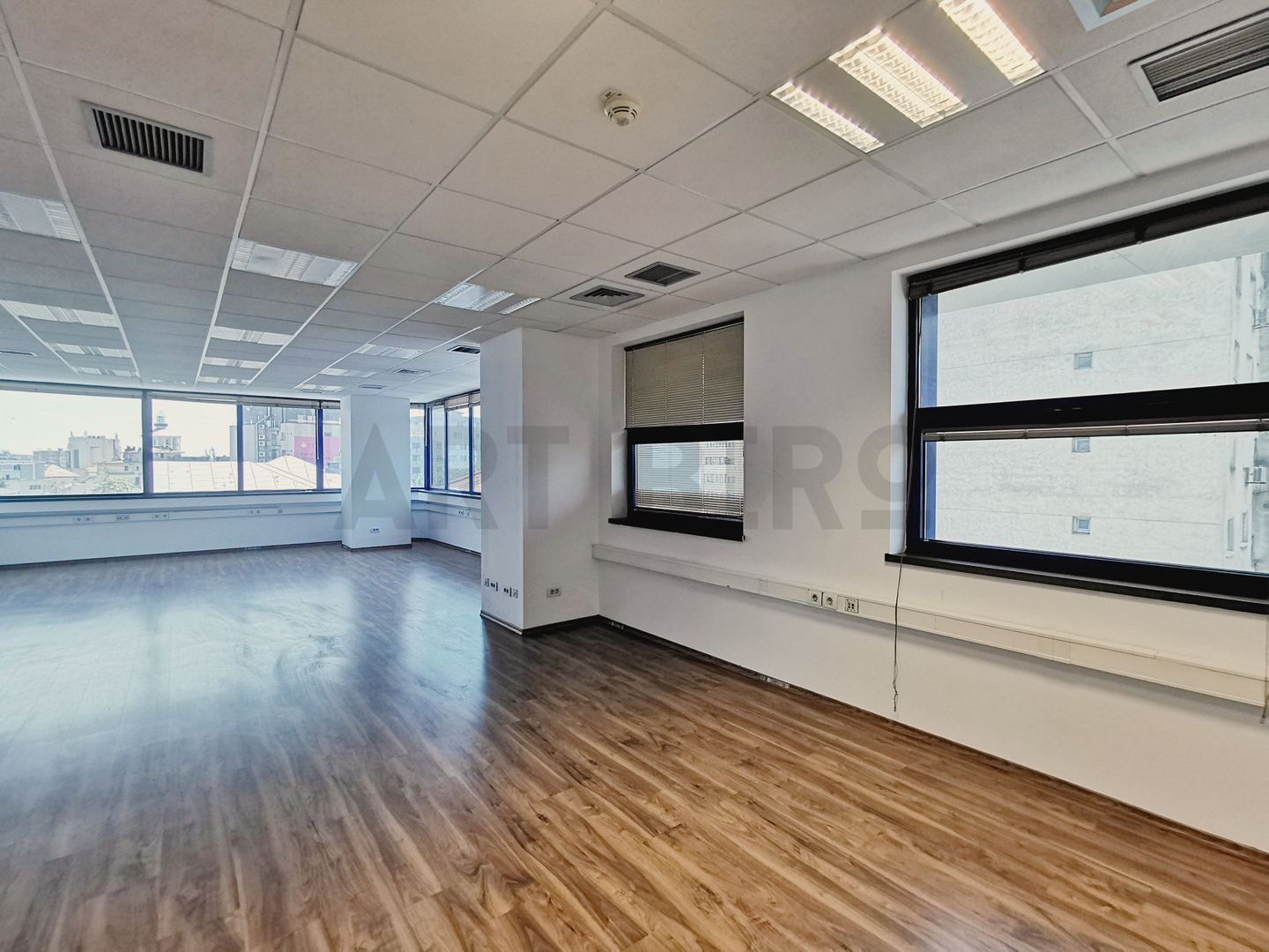 Zero comision, 202mp birou Foisor, paza, parcare, 10 min. mers metrou - Poză 4