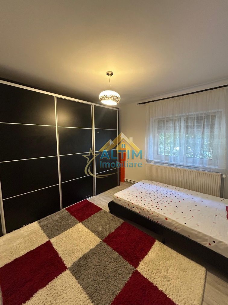 Apartament 4 camere Florilor-Craiter - Poză 1
