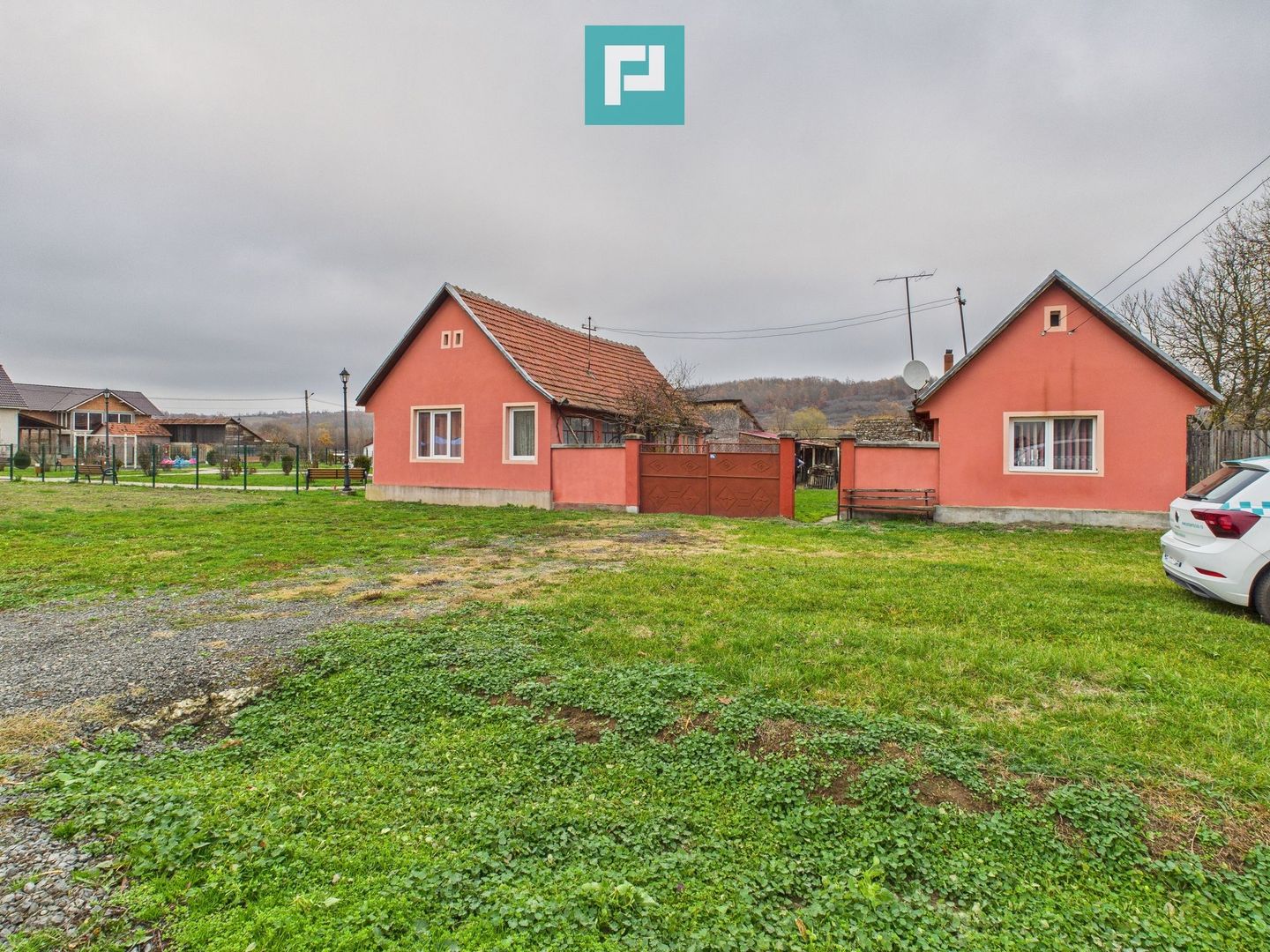 Casă, anexă şi grădină – Dorgoş - Poză 1