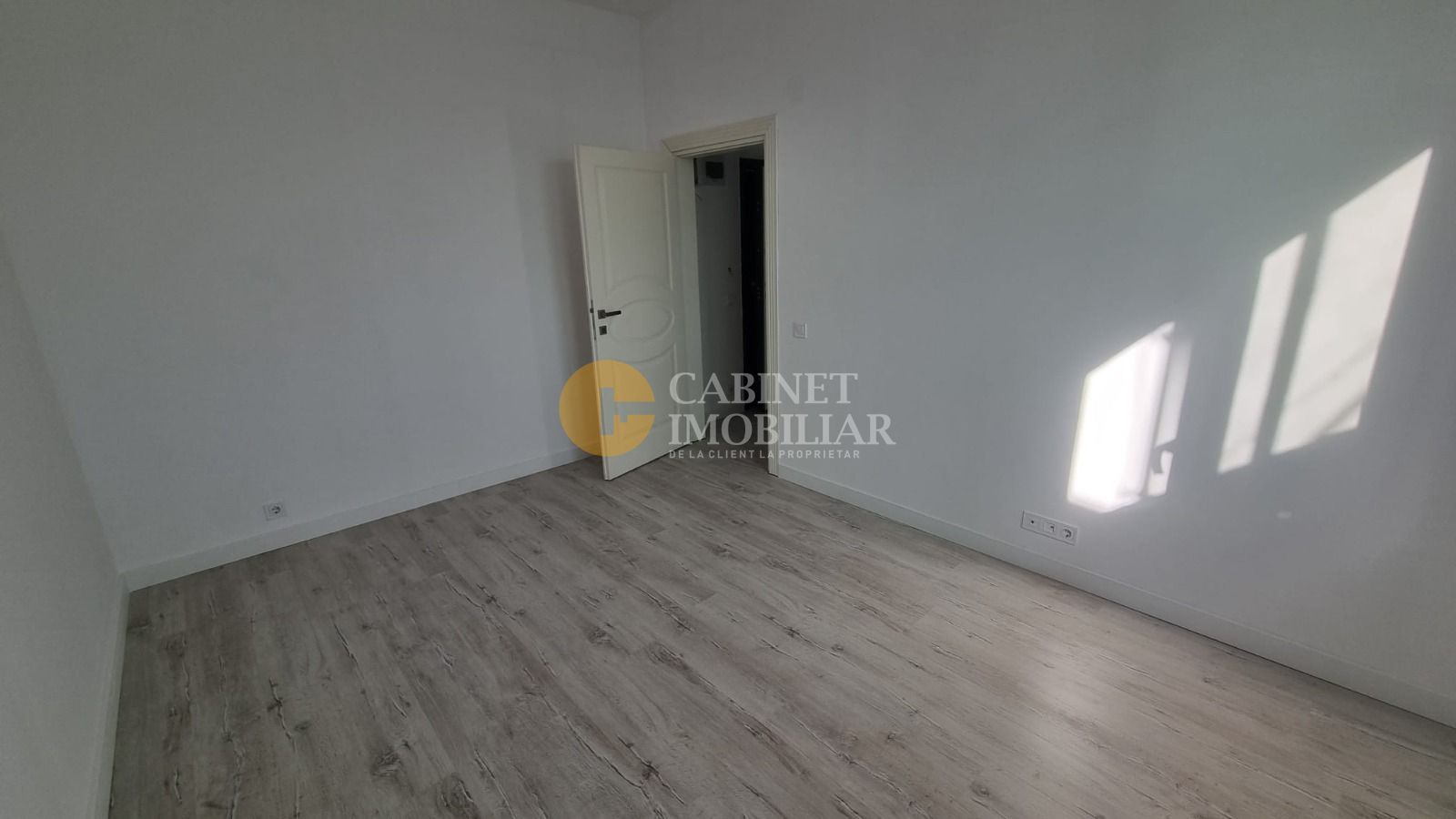 Apartament cu 2 camere decomandat, etajul 1, BLOC NOU - Alexandru cel Bun - Poză 3