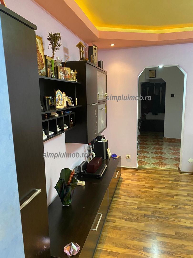 Metrou 1 Decembrie Apartament 3 Camere Mobilat si Utilat - Poză 14