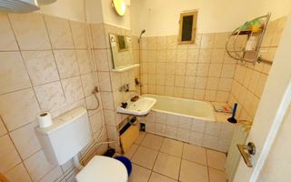 Apartament 4 camere decomandat - Spitalul Judetean - 80mp -1983 - Poză 6