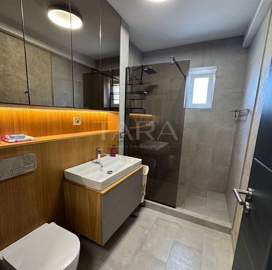 Apartament 2 camere decomandat, renovat lux, zona Brâncuși. - Poză 10