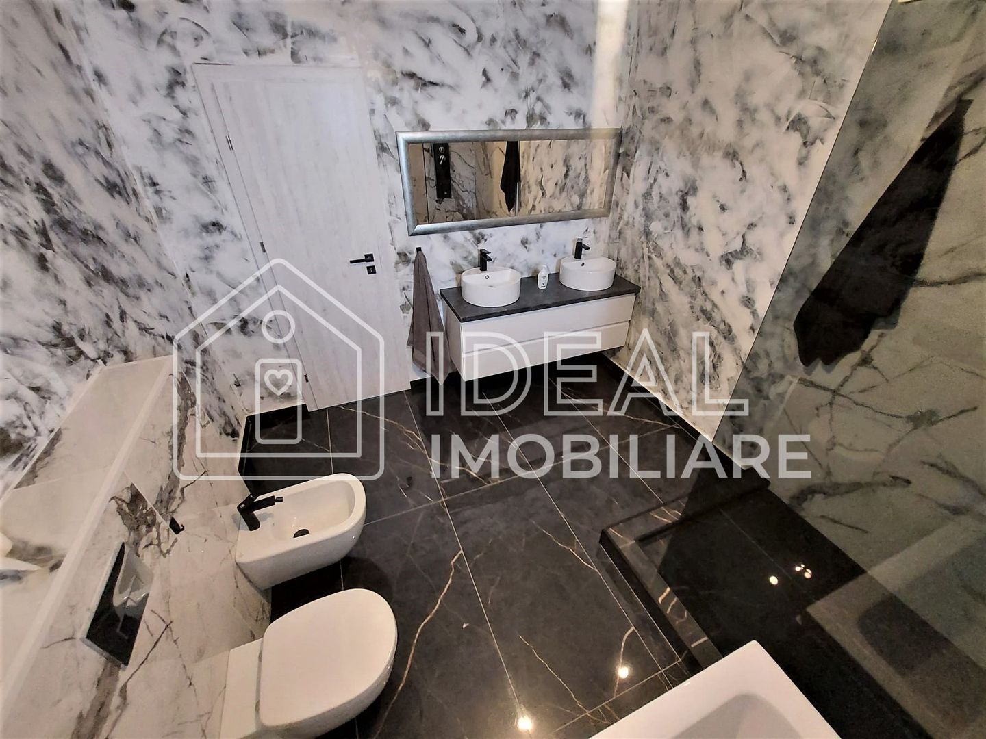 Casa Individuala LA CHEIE cu 250 mp utili, zona Strand - Poză 23