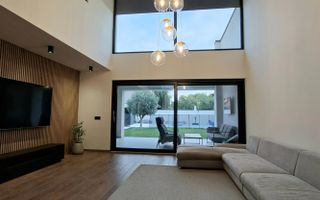 Locuinta individuala exclusivista cu piscina - Dumbravita - Poză 22