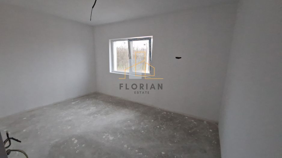 Duplex cu 3 domitoare si bucatarie inchisa, Mosnita Noua - Poză 2