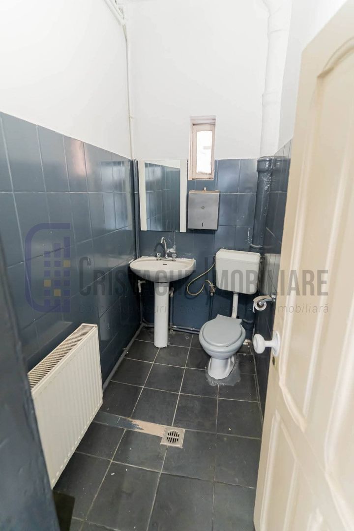 Casa nemobilata pe Bd. Marasesti, 3 camere, acces dublu, pretabil birouri - Poză 5