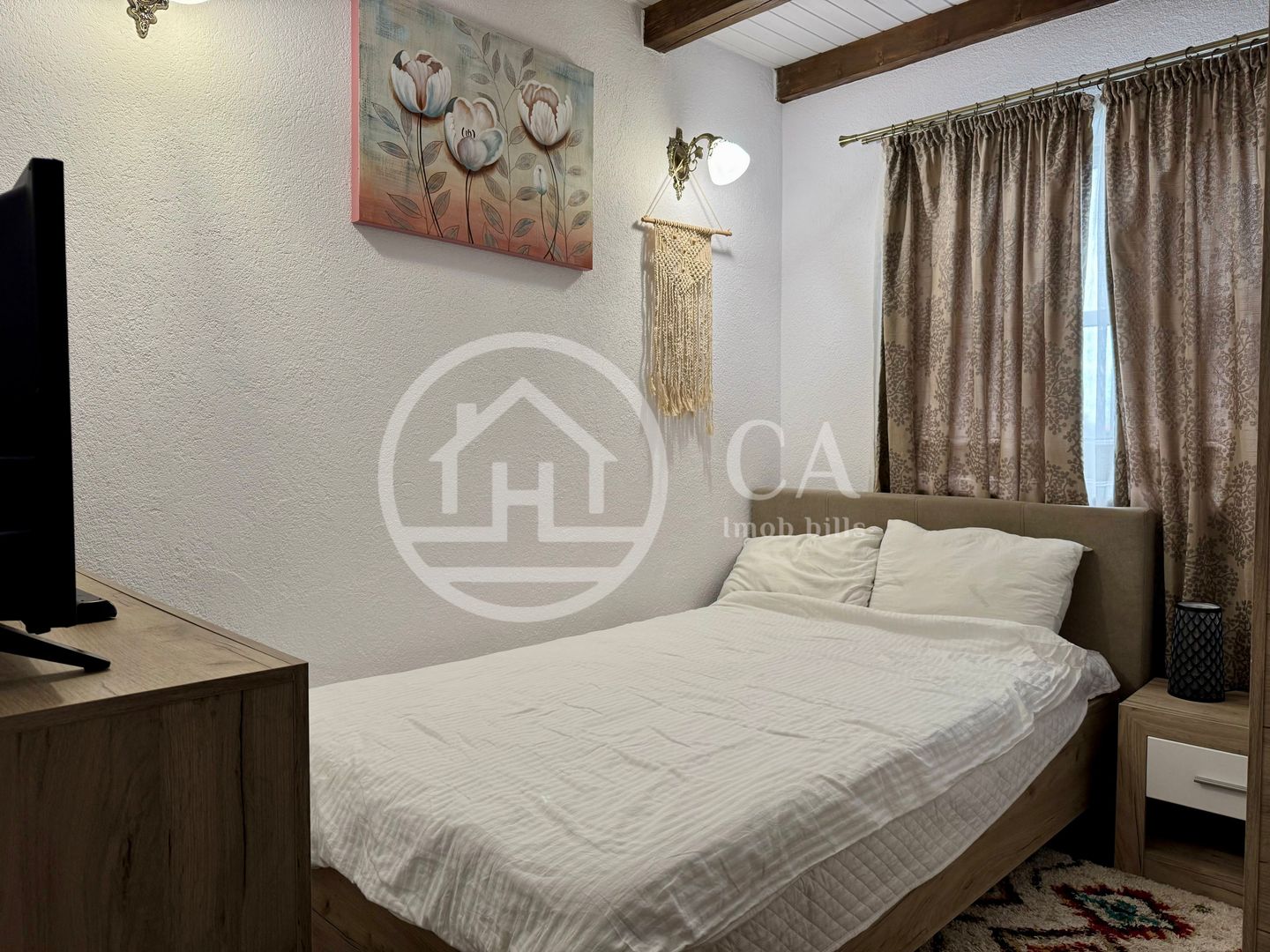 Casă de vânzare cu 6 camere in cartierul Tineretului, Oradea - Poză 14