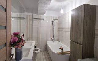 Penthouse 3 camere decomandate 90 mpu Doamna Stanca - Poză 7