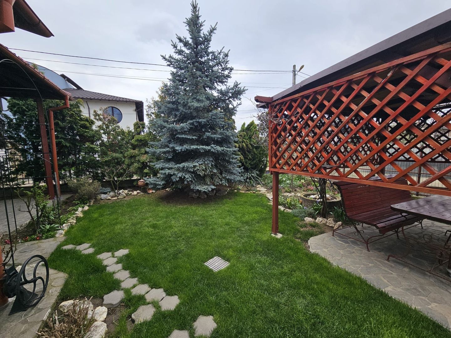 Vila spațioasă tip duplex – ideală pentru două familii Prundu, Pitești - Poză 5