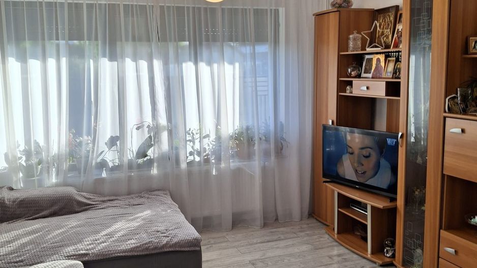 Casa  parter +1 etaj si pod in zona Prelungirea Ferentari - Zetarilor - Poză 5
