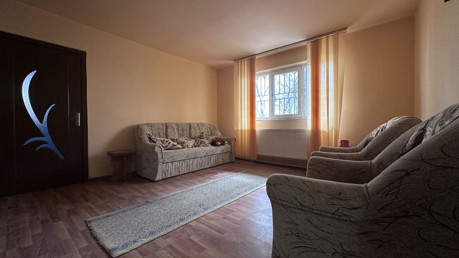 PARTER! Vânzare apartament cu 2 camere în Târgoviște - Poză 2