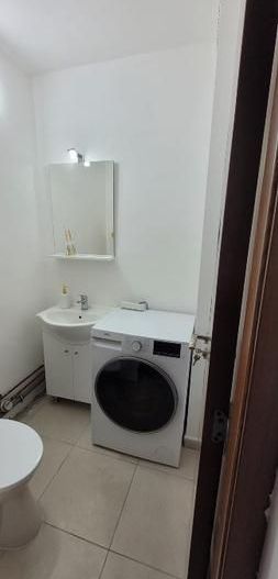 Apartament 3 camere - Poză 1