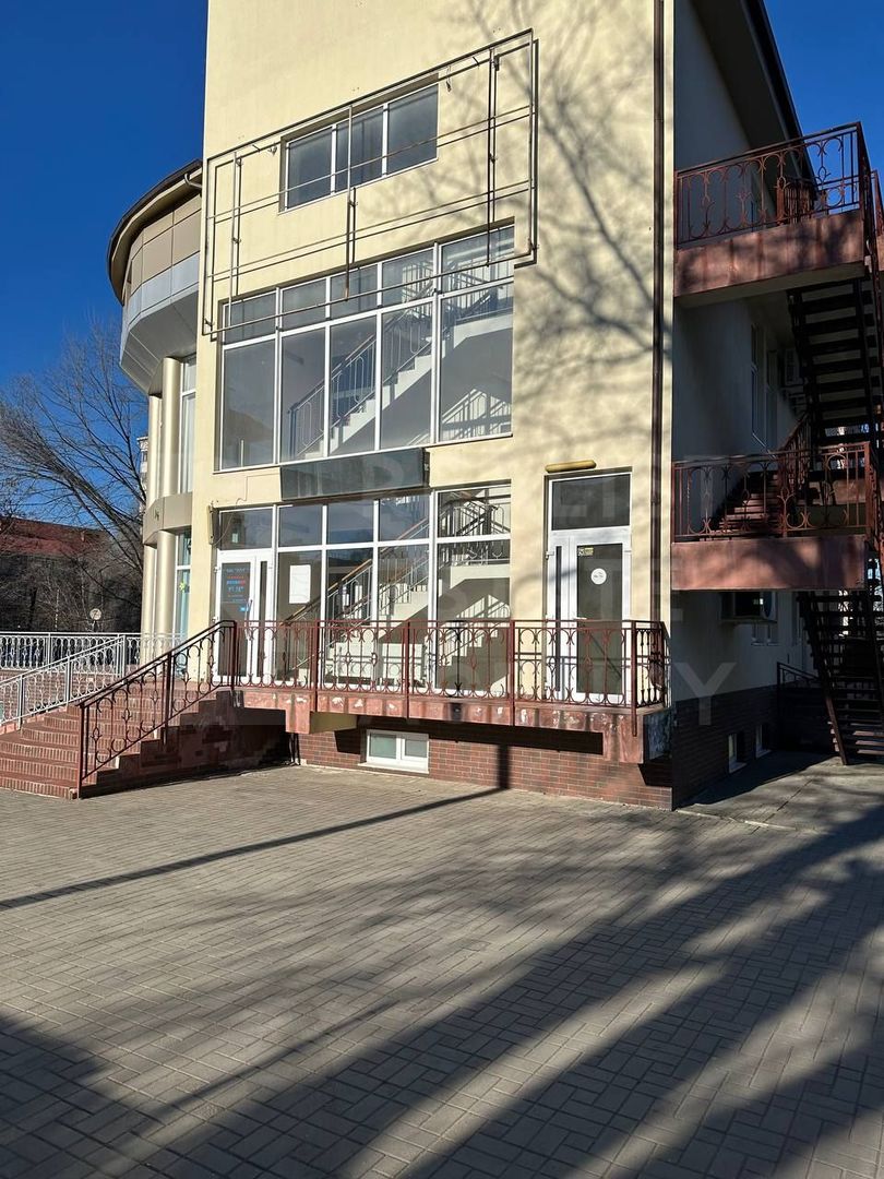 Vânzare, spațiu comercial, 715 mp, bd. Republicii, Cahul - Poză 5