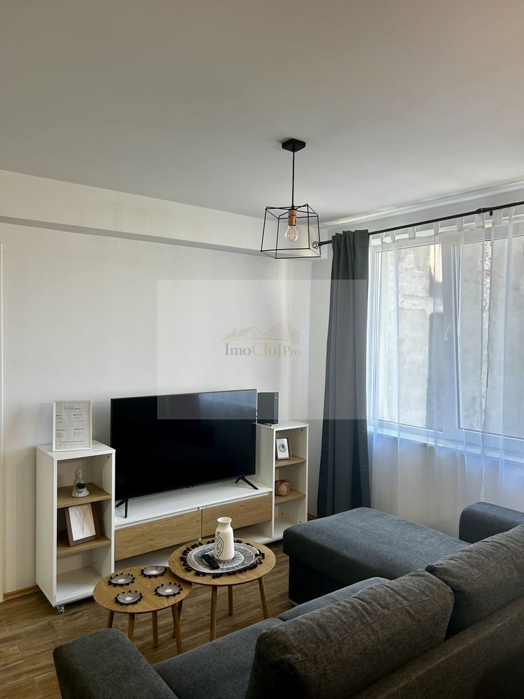 Inchiriere apartament 2 camere, ultracentral –zonă Piața Mihai Viteazu - Poză 2