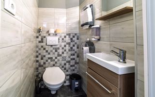 Apartament cu destinatii multiple, Bulevardul Revolutiei 80 - Poză 11