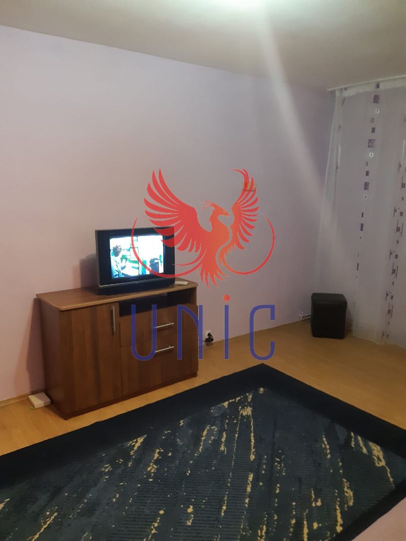 2 decomandate, etaj 3, 1 Mai - 105 000 Euro - Poză 3