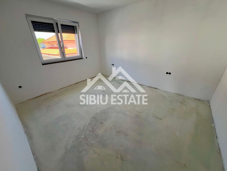 Casă Individuală cu garaj dublu de Vânzare în Șelimbăr, zona Lidl - Poză 10