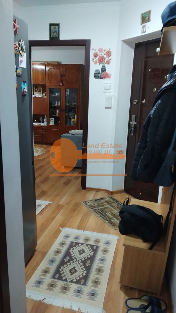 Apartament 2 camere decomandat | zonă 1 Decembrie - Poză 7
