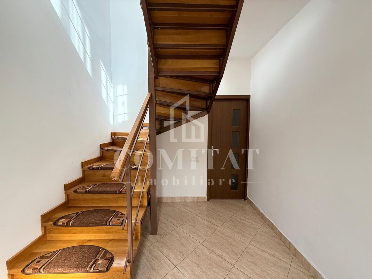 Casă individuală 4 dormitoare zona Hasdeu - Poză 19