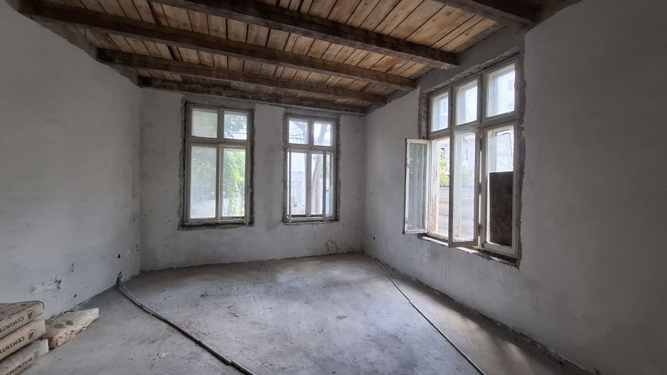 OPORTUNITATE | Vila Eminescu cu teren liber - Poză 4