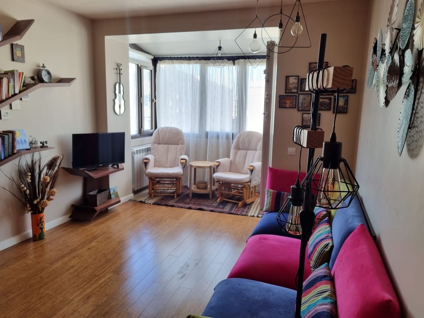 Apartament atragator, trei camere, Vatra Luminoasa - Poză 1