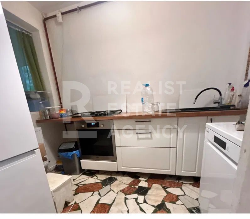 Vânzare, apartament cu 2 camere în zona Drumul Taberei - Poză 4