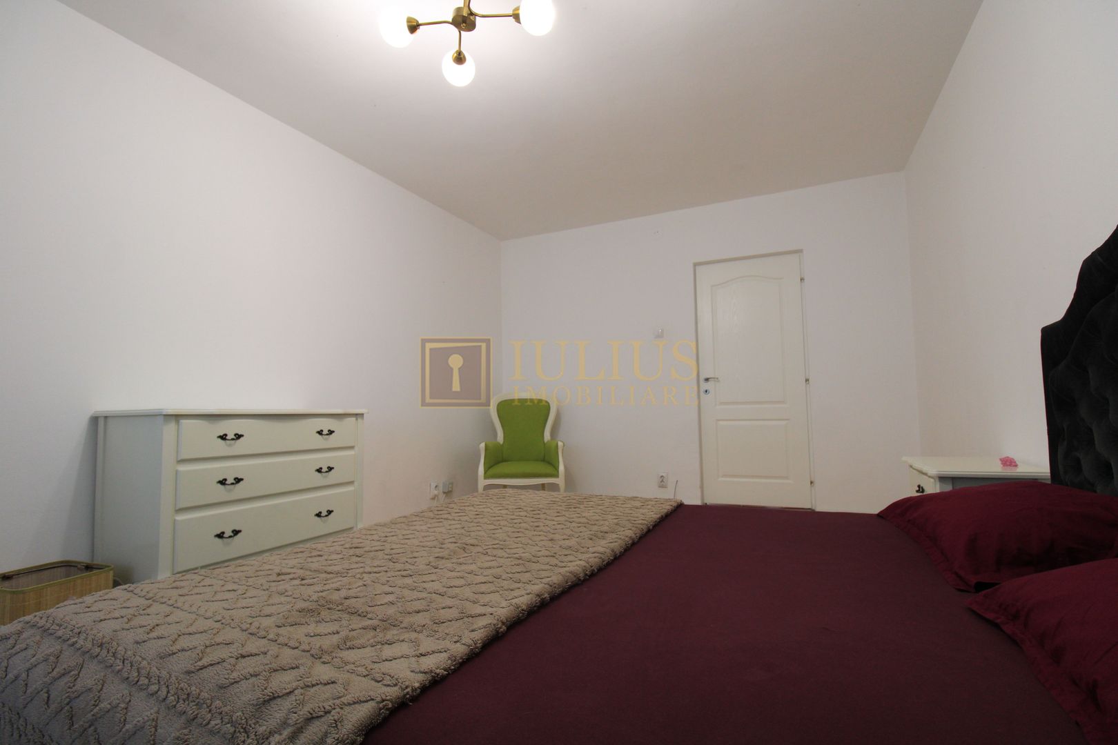 Corneliu Copusu, 3 camere + 2 bai, centrala proprie - Poză 5