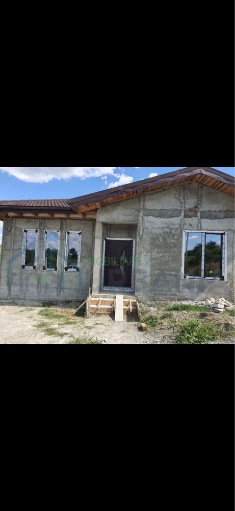 Casă de vânzare în Schitu Duca – 210 mp construiți, teren 1.160 mp, 4+ camere - Poză 3