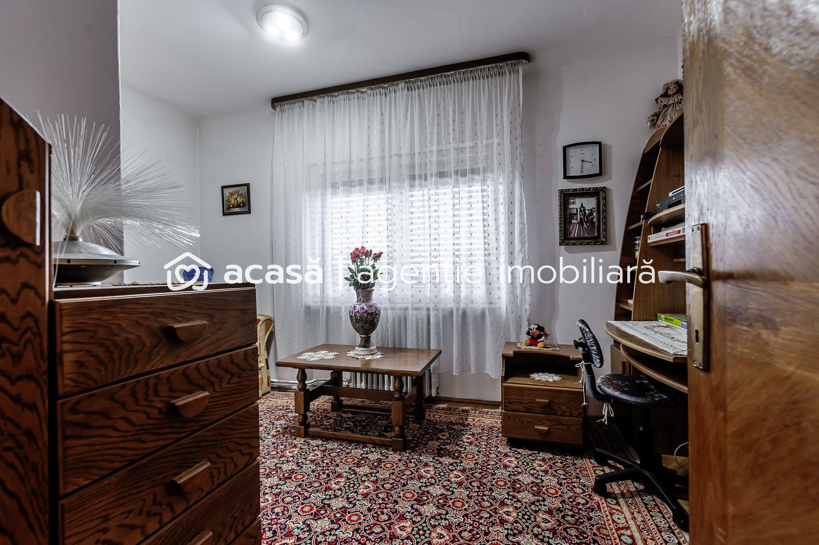 Casă din cărămidă cu 8 camere – zonă liniștită, LIPOVA - Poză 9