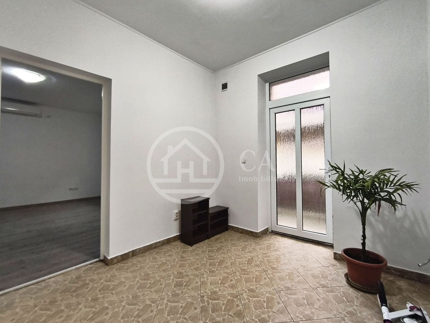 Spațiu comercial de închiriat în zonă centrală, Oradea - Poză 3