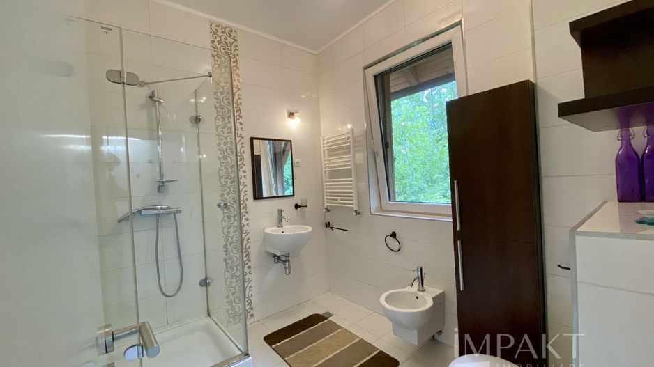 Apartament in vila pe 2 etaje, 175 mp, cartierul Andrei Muresanu/ Parcul Engels - Poză 15