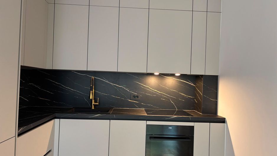 Apartament 3camere, THE IVY, terasa, se accepta firme,cabinete sau rezidential - Poză 1
