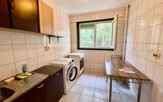 VANZARE APARTAMENT 2 CAMERE DECOMANDAT 51MP OZANA 1 DECEMBRIE 1918 METROU - Poză 1