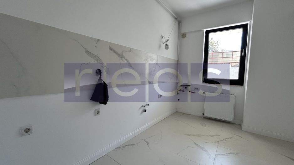 VANZARE APARTAMENT 3 CAMERE + CURTE 150 MP | ZONA ANDRONACHE | RENOVAT - Poză 7
