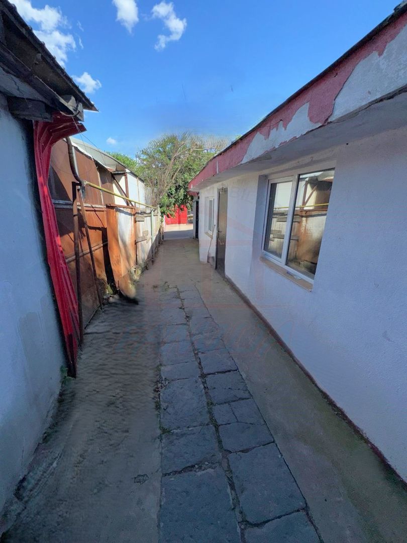 64.ooo euro, Casa la pret apartament zona Piata centrala - Poză 1