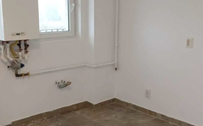 OTOPENI,  APARTAMENT 2 CAMERE - Poză 2