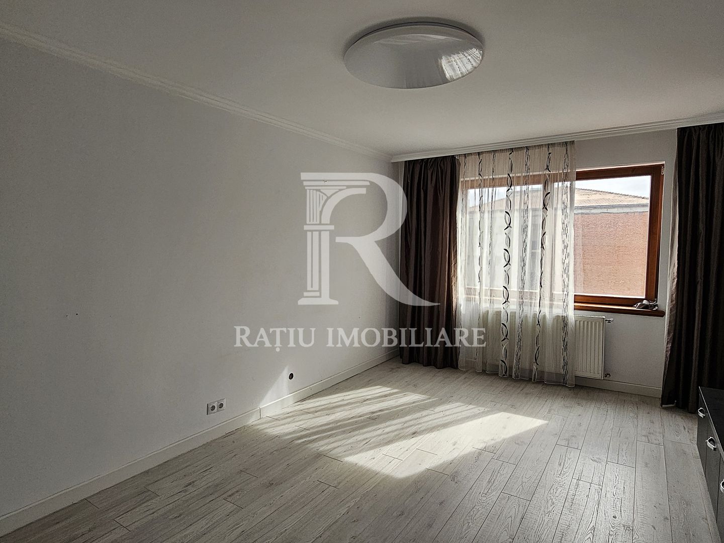 Apartament cu 2 camere | Parcare Supraterana | Dimitrie Cantemir | Oradea - Poză 2