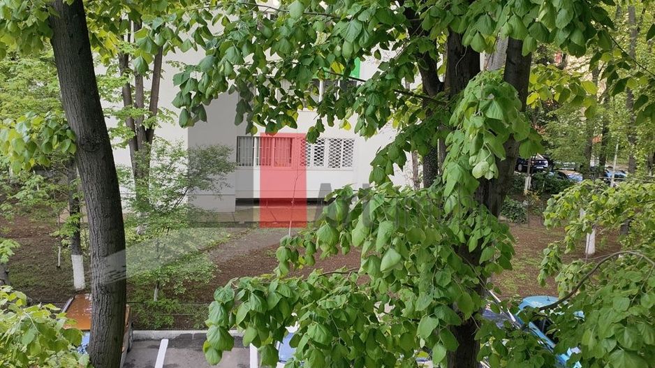 Vânzare apartament semidecomandat 4 camere cu centrală Bd. Obregia - Poză 47