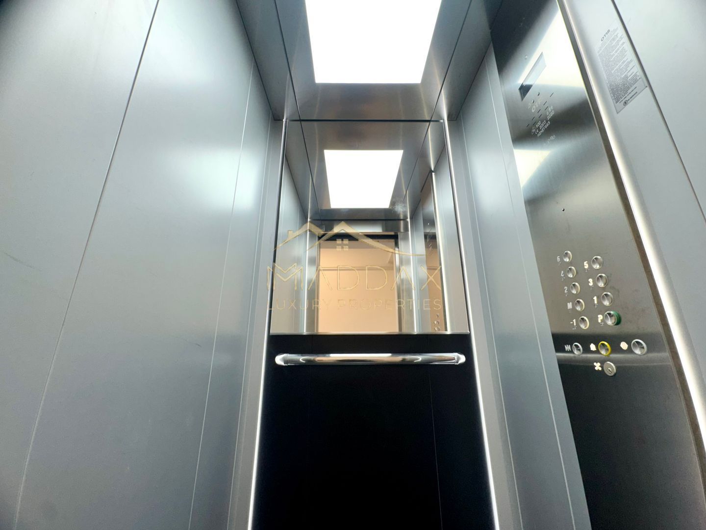 Apartament cu *3 camere* / Cladire Istorica stil Brancovenesc / Universitate - Poză 26