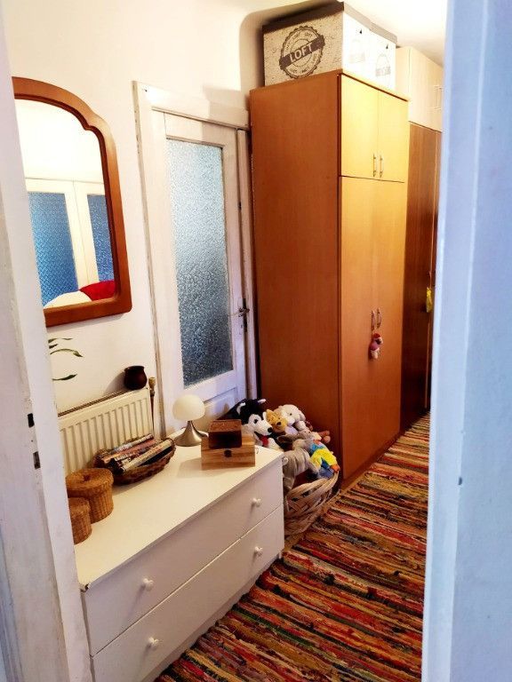 Casa la curte 3 camere, teren total 250 mp, zona Mihai Bravu - Poză 13