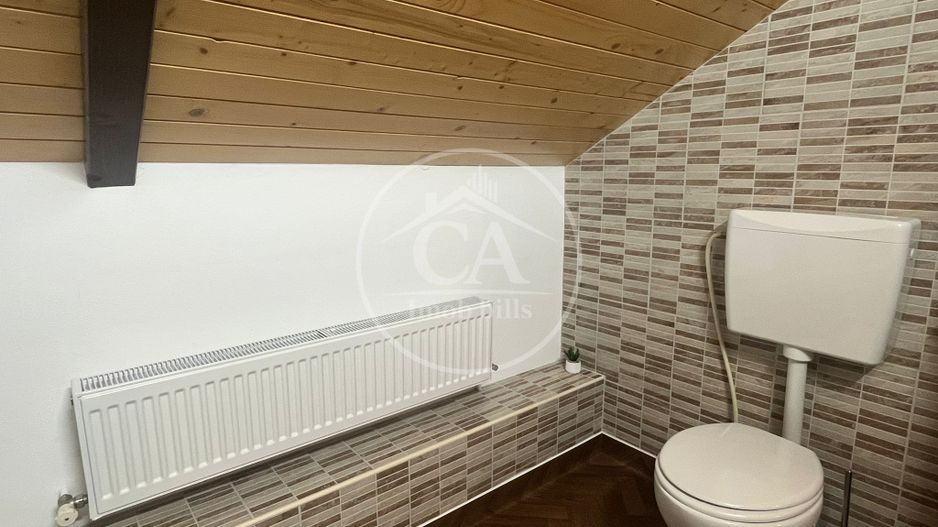 Casă P+subpantă cu 4 camere de vânzare în Cartierul Tineretului,Oradea - Poză 18